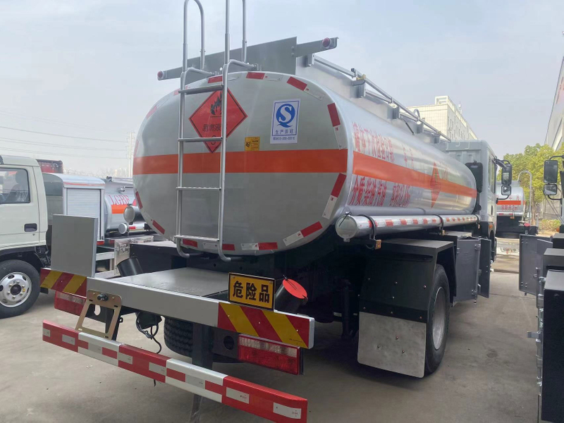 12CBM 10TON ディーゼル ガソリン タンカー トラック