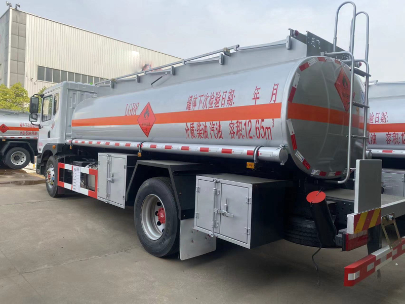 12CBM 10TON ディーゼル ガソリン タンカー トラック